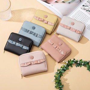 Women's minimalist short faux leather wallets with pleated design and zipper closure