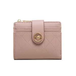 Short quilted leather wallet for women in dusty pink with card slots and gold zipper