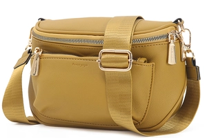 Détail du sac bandoulière en cuir PU jaune gingembre avec fermetures et sangle large