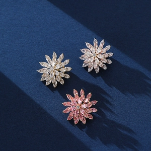 Rotating Pink Zircon Flower Brooch For Women Korean Style Copper Alloy Petal Pin Decorative Wedding Party Jewelry Gift