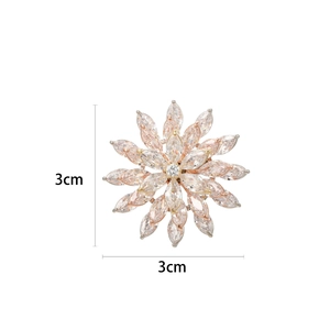 Detail view of flower brooch in rose gold with marquise-cut zircon stones, size 3cm