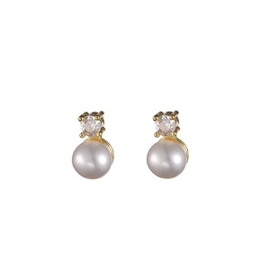 Boucles d'oreilles perles en argent 925 plaqué or avec zircons cubiques brillants