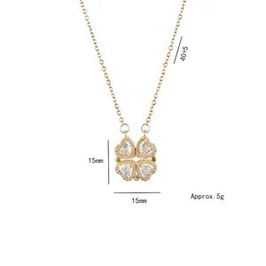 Collier trèfle à quatre feuilles pliable en or avec strass blancs étincelants