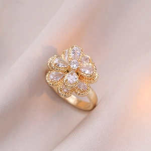 Bague fleur rotative à double couche en or sertie de pierres de zircon brillantes