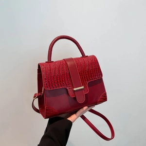 Sac à Bandoulière Femme en Cuir PU Motif Crocodile Petit Sac Carré Rétro Sacoche à Bandoulière pour Usage Quotidien