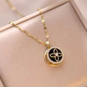 Rotierende Blume Kleeblatt Anhänger Halskette Titanstahl Schwarzes Emaille Zirkon Trendiger Eleganter Schmuck Für Damen