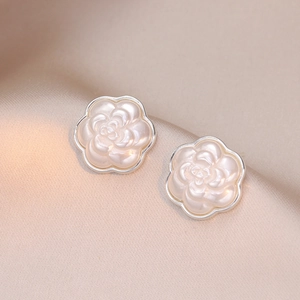 Camellia Flower Stud Earrings Vintage Matte Copper Elegant French Style Floral Jewelry For Women