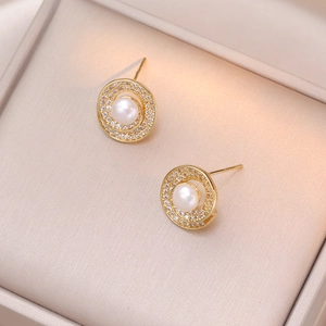 Elegant S925 silver gold-plated spiral earrings with zircon and freshwater pearls