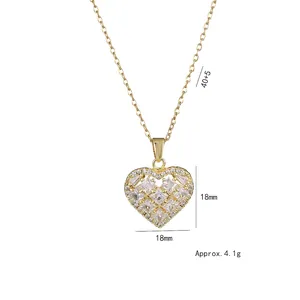 Collier pendentif cœur doré avec zircons de 18mm et chaîne réglable de 40+5cm