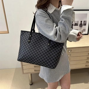 Vintage large capacity tote bag with grey letter monogram pattern and black leather straps