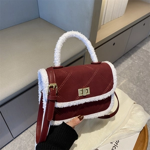 Petit Sac Carré Matelassé Vintage pour Femmes Avec Bordure en Fausse Peau de Mouton Cuir PU Mat Sac à Bandoulière Avec Serrure en Métal Doré