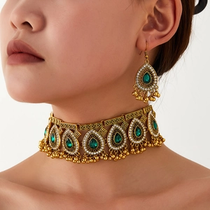 Vintage gold choker necklace and emerald teardrop earrings jewelry set for women