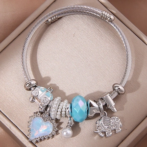 Edelstahl Armreif Mit Herz Elefant Kürbiswagen Anhängern Versilbert Strass Künstliche Perle Damen Mode Schmuck