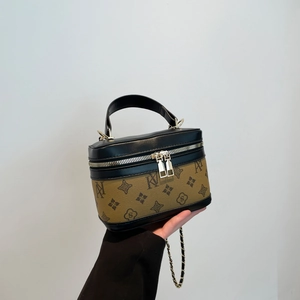 Vintage Monogram Small Square Bag Women PU Leather Fashion Chain Shoulder Bag High Texture Crossbody Handbag Daily Leisure Bag