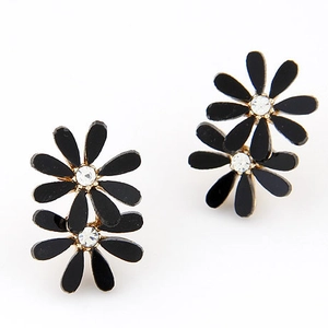Elegant double black daisy stud earrings with gold plating and sparkling crystal centers