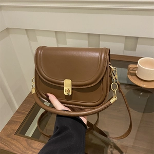 Vintage PU Leather Saddle Shoulder Bag For Women Large Capacity Lock Buckle Crossbody Handbag Casual Commuting Bag