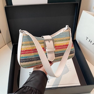 2025 Trendy Women Woven Straw Underarm Bag Summer Beach Vacation Color Block Crossbody Bag With PU Leather Strap Metal Buckle