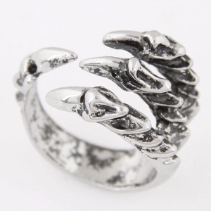 Retro dragon claw open ring with vintage silver finish and adjustable punk rock style design
