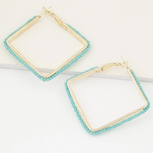 Chic square hoop earrings with golden metal frame and turquoise blue seed beads