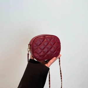 Sac Bandoulière Élégant en Cuir PU pour Femmes avec Matelassage à Losanges Chaîne Petit Sac Carré pour Voyage Quotidien