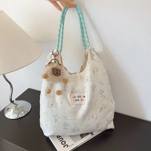 Sac fourre-tout en toile à fleurs avec imprimé lapin et anses en corde menthe