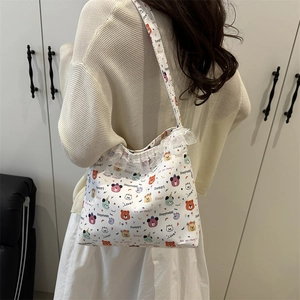 Sac fourre-tout en toile blanche avec dentelle, imprimé ours et volants doux