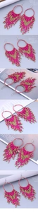 Große Boho-Ohrringe mit rosa und goldenen Perlenquasten und kreisförmigem Design
