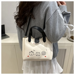 Sac fourre-tout crème chic avec imprimé ours minimaliste et fines bandoulières noires