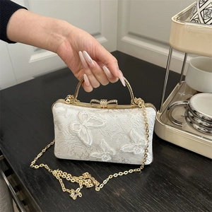 Women Embroidery Butterfly Evening Bag Small Lace Jacquard Handbag With Rhinestone Bow Lock Gold Chain Shoulder Bag For Wedding Party