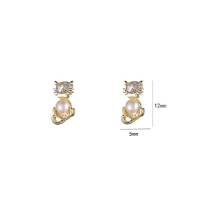 Minimalist golden cat earrings with freshwater pearl and zircon stone dimensions 12x5mm