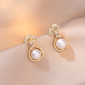 Kupferohrringe In Fächerform Als Glücksbeutel Mit Süßwasserperle Und Zirkon Silberstecker Für Damen Im Vintage Stil
