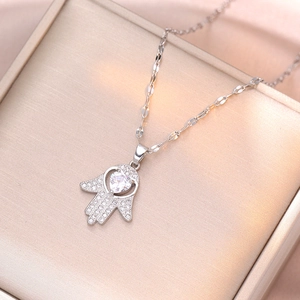 Hamsa Hand Pendant Necklace Titanium Steel With Heart Shaped Zircon Pave For Women Fatima Hand Clavicle Chain Jewelry