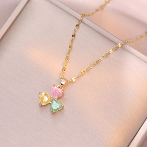 Gouden koordketting met hartvormige zirkonia hangers in roze geel en groen