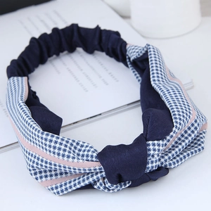 Modieuze geknoopte elastische hoofdband met donkerblauw pied-de-poule patroon