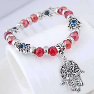 Exotische rode kristallen kralenarmband met Hamsa-hand en blauwe Evil Eye bedels