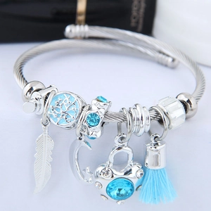 Bracelet câble argenté avec pendentif arbre de vie, cœur bleu et gland décoratif