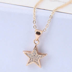 Collana Con Ciondolo In Lega Di Zircone Stella Quadrifoglio Cigno Design Per Donna Stile Coreano Elegante Dolce Gioiello