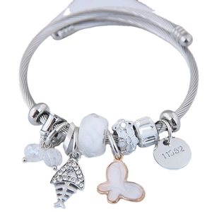 Bracelet ajustable en acier inoxydable avec perles de cristal et papillon