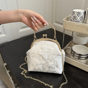 Vintage Lace Handbag With 3D Butterfly Embroidery Metal Kiss Lock Circular Handle Detachable Chain Crossbody Bag For Women