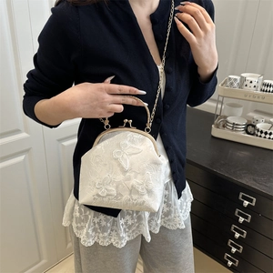 Elegant white lace butterfly embroidered kiss-lock bag with gold chain for women