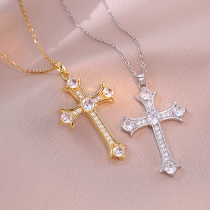 Collier Pendentif Croix Acier Inoxydable Inlay Zircon Rétro Punk Ins Mode Chaîne De Clavicule Bijoux Pour Femmes