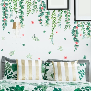 Vinilos decorativos modernos de enredaderas verdes y flores rosas para dormitorio y salón