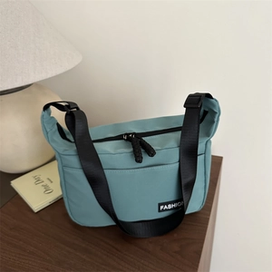 Fashion Minimalist Large Capacity Nylon Crossbody Bag For Women Daily Commute Student Square Shoulder Messenger Bag