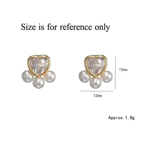 Cat paw heart pearl stud earrings in gold finish with 12mm dimension and 1.8g weight