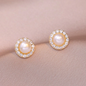 Elegant vintage flower pearl earrings with sparkling zircon halo and gold plating for women