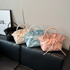 Sacs nuage à cordon de style français en quatre couleurs avec bords plissés et nœuds