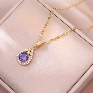 Squisita Collana Con Ciondolo a Goccia d'Acqua Zircone Viola Acciaio al Titanio Placcato Oro Per Donna Gioielli