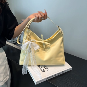 Sac Cabas Femme Grande Capacité En Cuir PU Style Coréen Sac À Main Épaule Sous Le Bras Pendentif Noeud Künstliche Perle Dentelle