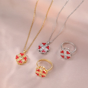 Collier Pendentif Fleur Rotatif Pour Femme Émail Rouge Zircon Incrusté Acier Inoxydable Bijoux De Luxe Légers Accessoire