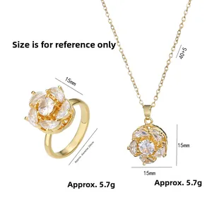 Parure de bijoux fleur en zircon doré avec collier de 15mm et bague de 20mm incluse